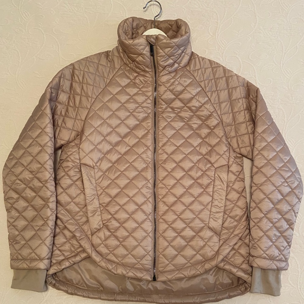 Tan BCBGMAXAZRIA Jacket Feather Free Eco-Friendly Fill